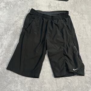 Nike 11" Athletic Shorts Mens Small Grey Hiking Cargo Pocket Performance Shorts